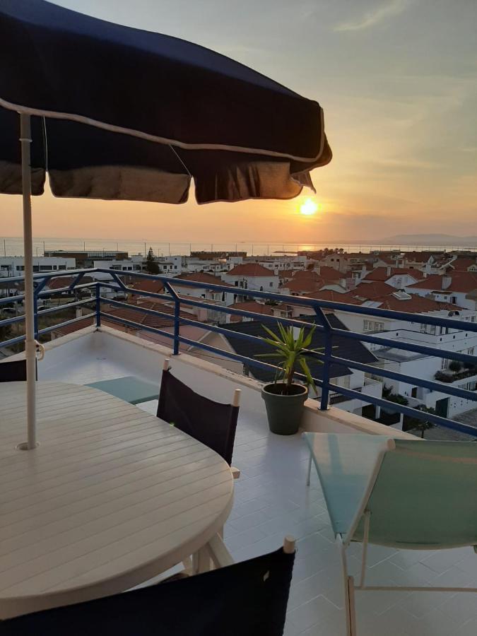 Apartamento Av. 1º De Maio Costa da Caparica Exterior foto